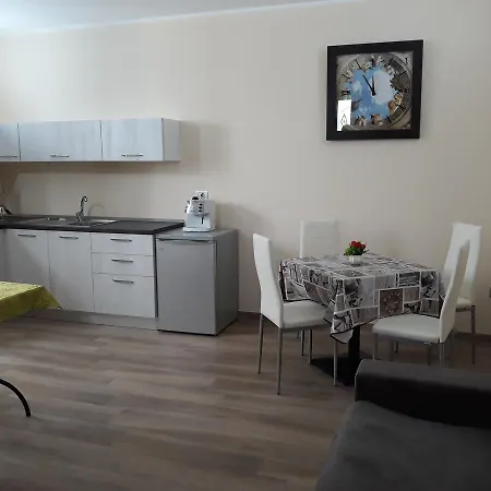 Af Service 4* Мезанье