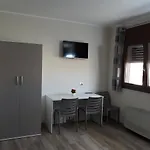 Af Service Aparthotel 4*